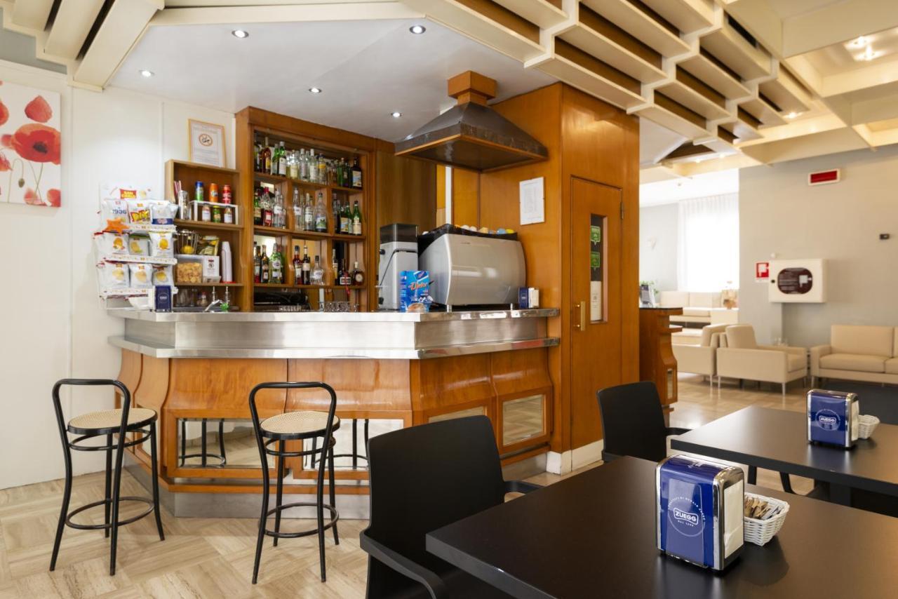 Hotel Milena Rimini Luaran gambar